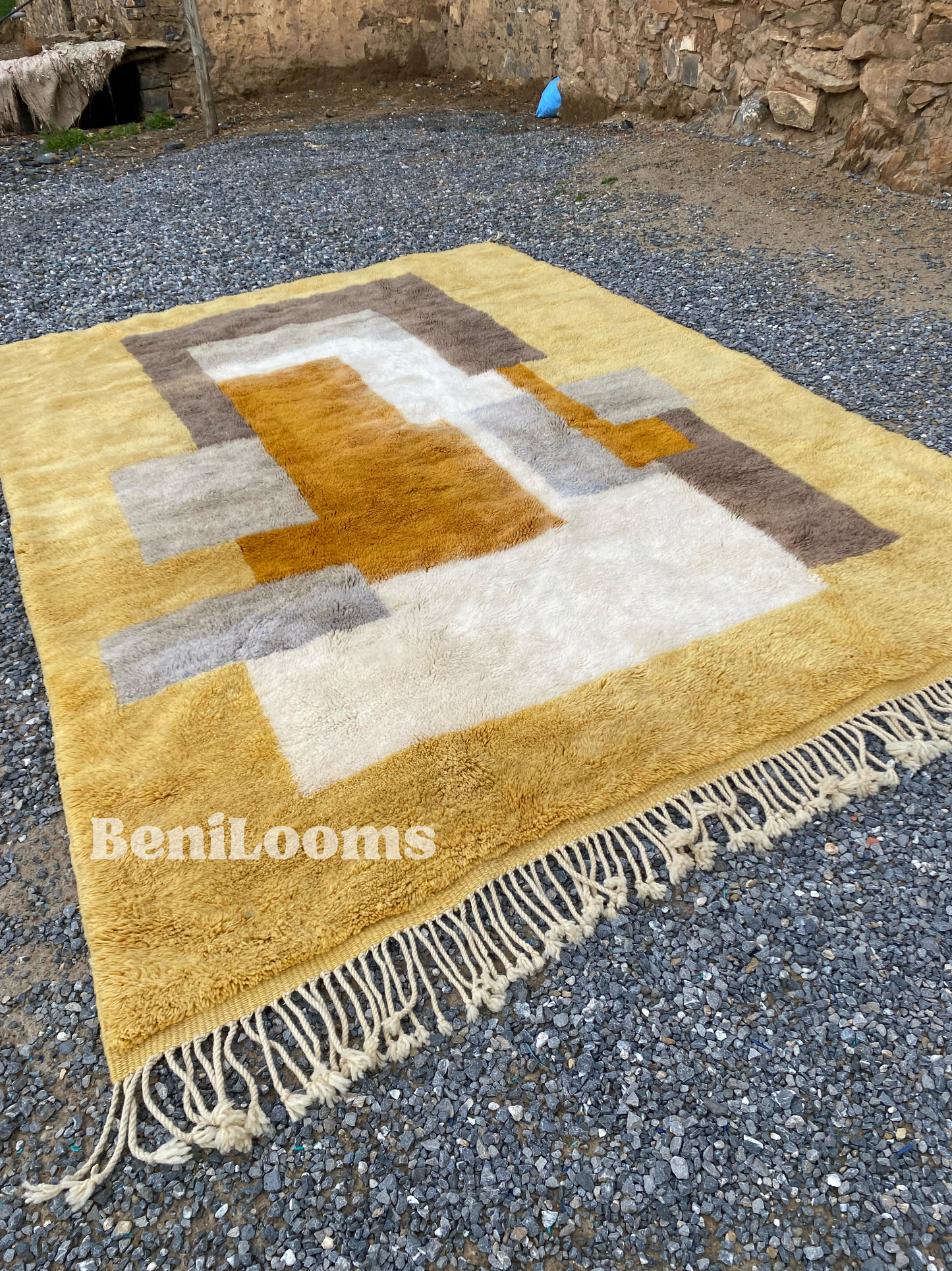 Large Mrirt Rug 216 x 315 cm ( Ready To Ship )